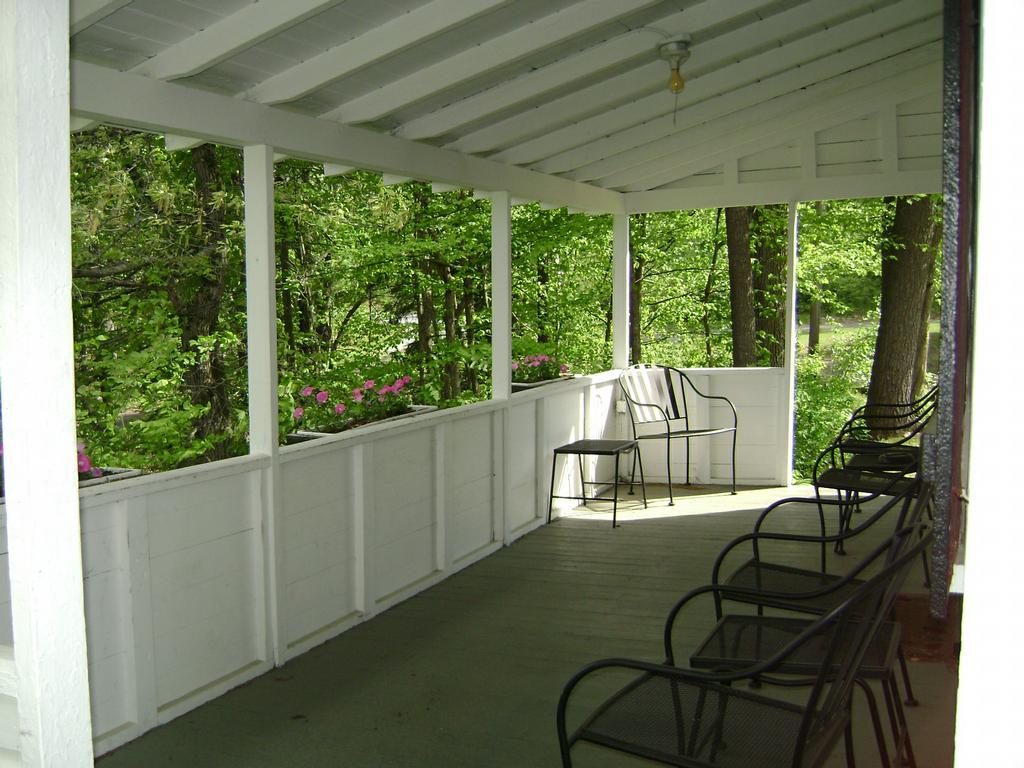 Pictures for Cozy Nook Cottages in Lake NY 12845